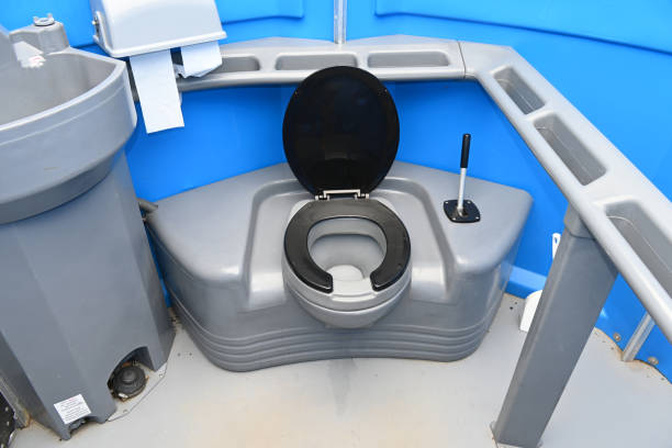 Best Best portable toilet rental  in Eaton, CO
